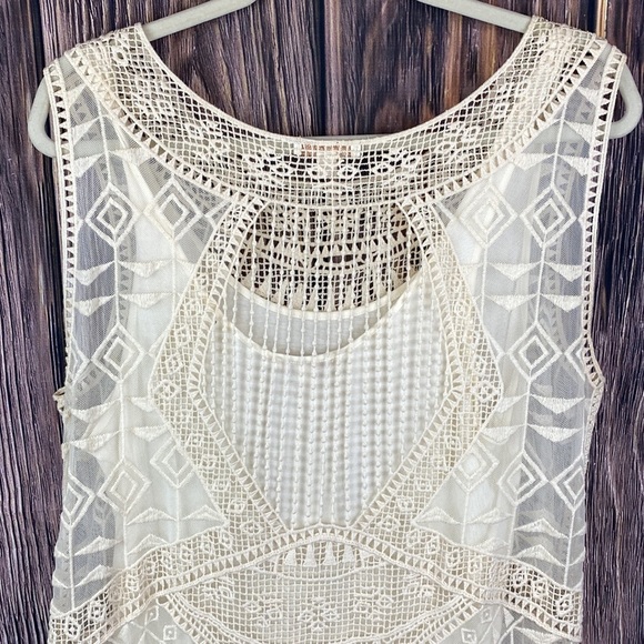 Beautiful Ella Moss Cream Colored Crochet  Dress - Size M/L - Picture 7 of 13